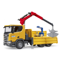 Масштабна модель автомобіля Bruder Scania Super 560R з краном-маніпулятором 1:16 з аксесуарами (03551)